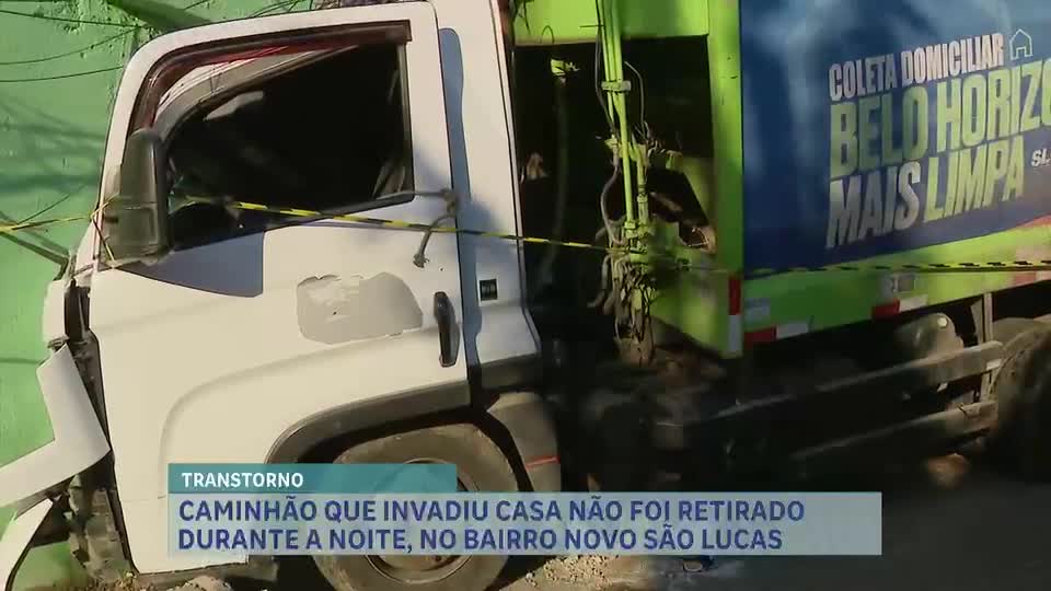 Caminhão desgovernado atinge casa e assusta moradores no Novo São Lucas, em BH