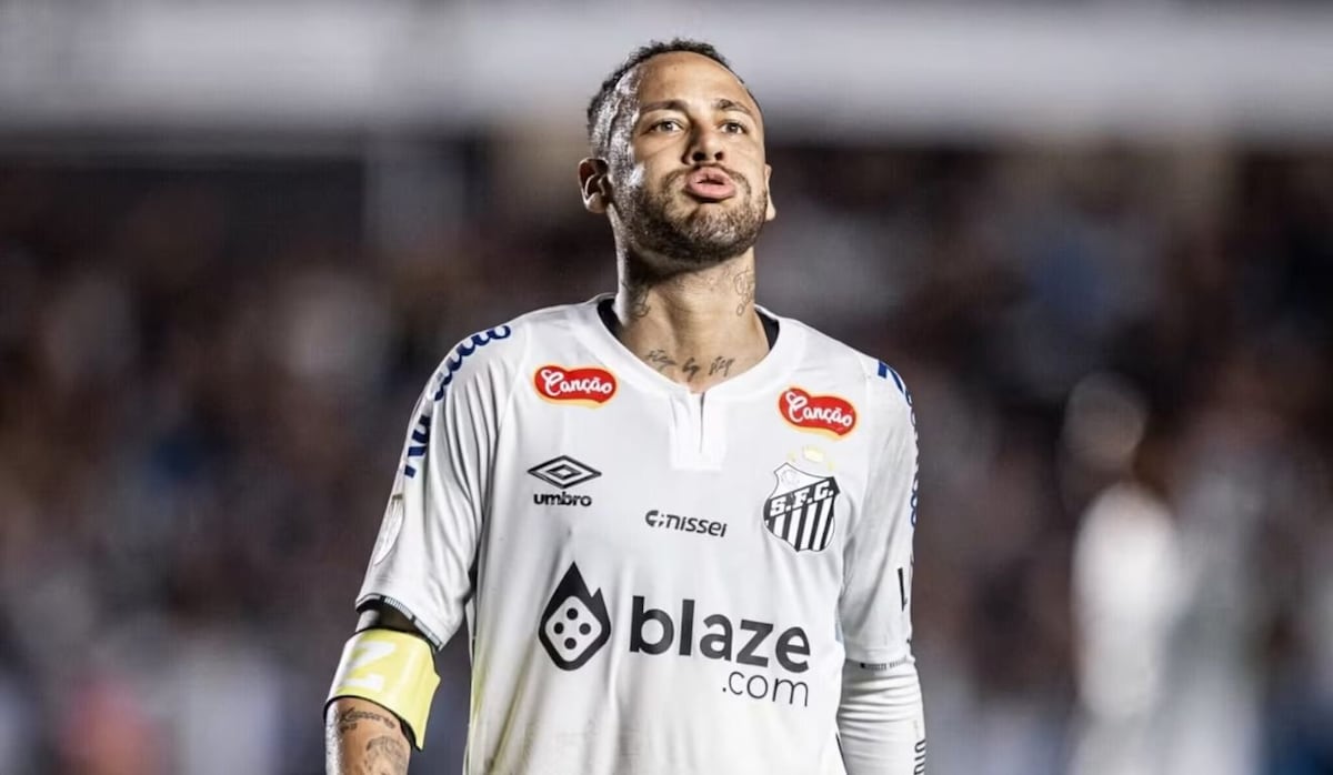 Neymar Cobra Reação do Santos: 'Água Está Batendo na Bunda' em Crítica Explosiva